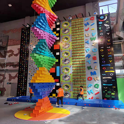 PVCplastikklettern-Wand Mehrfarben für Innenspiel-Mitte