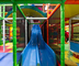 SPIEL-Mitte-Ausrüstungs-Kinderspielplatz ASTM 4m Innenmit mehrfachen Spiel-Spielen